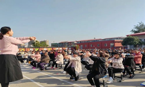 送教下乡 让爱传递